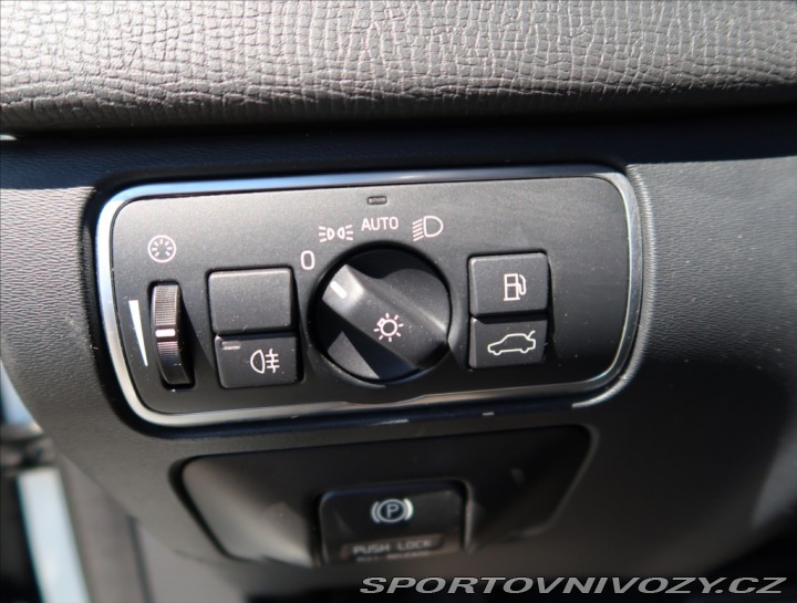 Volvo Ostatní modely XC60 3,0 T6 AWD AUT 224KW SUMM 2013