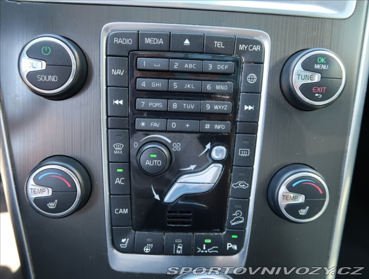 Volvo Ostatní modely XC60 3,0 T6 AWD AUT 224KW SUMM 2013