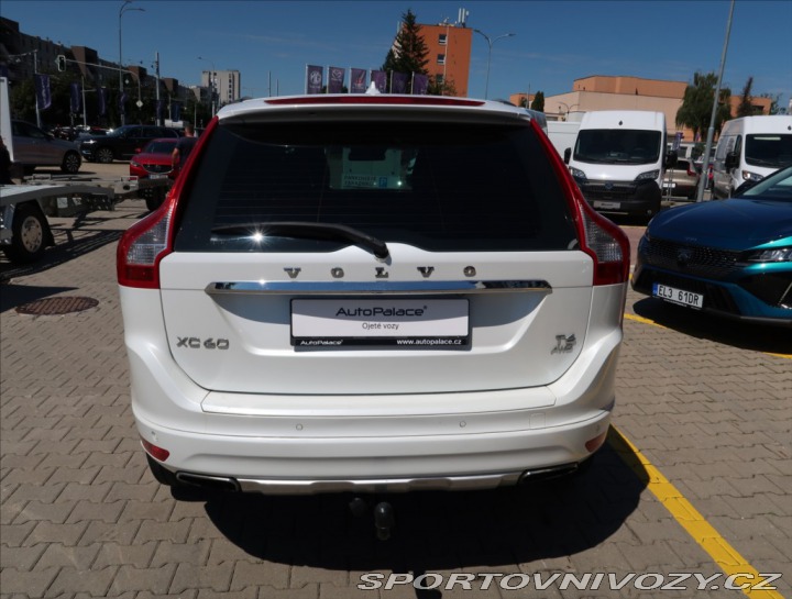 Volvo Ostatní modely XC60 3,0 T6 AWD AUT 224KW SUMM 2013
