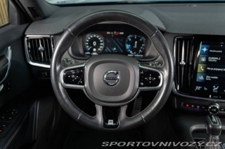 Volvo S90 D5 2.0L Drive-E R-Design 2016