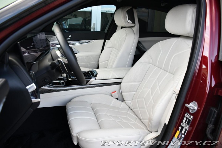 BMW i7 M70 REZERVACE 2023