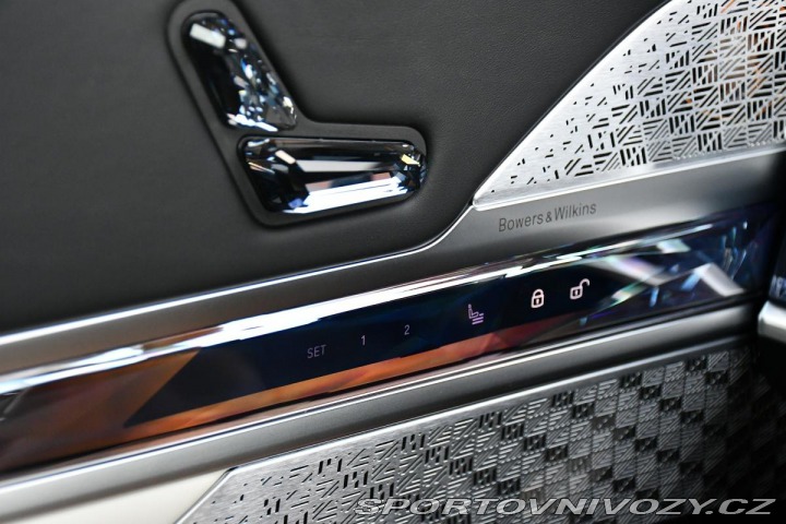 BMW i7 M70 REZERVACE 2023