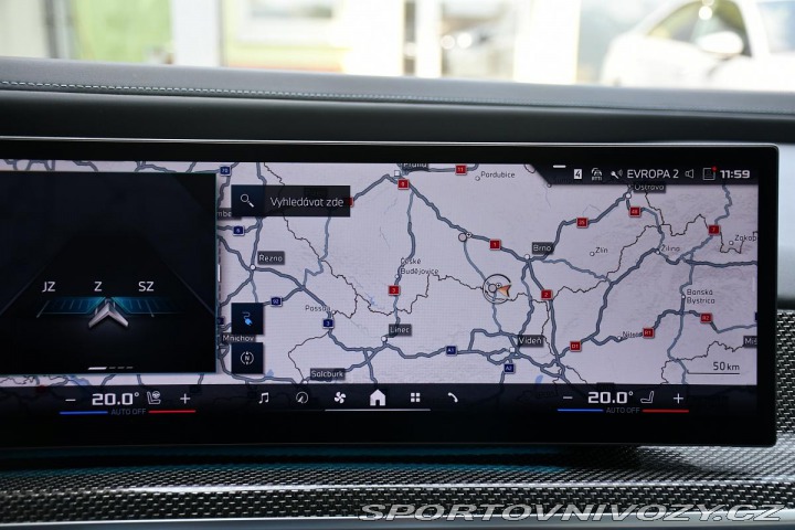 BMW i7 M70 XD B&W HUD THEATR 2023