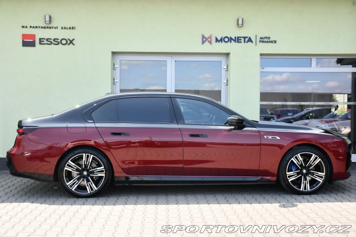 BMW i7 M70 REZERVACE 2023