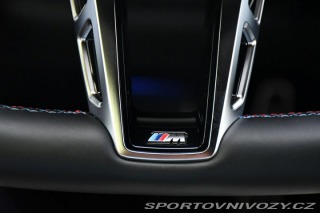 BMW i7 M70 XD B&W HUD THEATR 2023