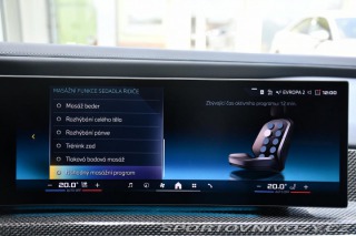 BMW i7 M70 XD B&W HUD THEATR 2023