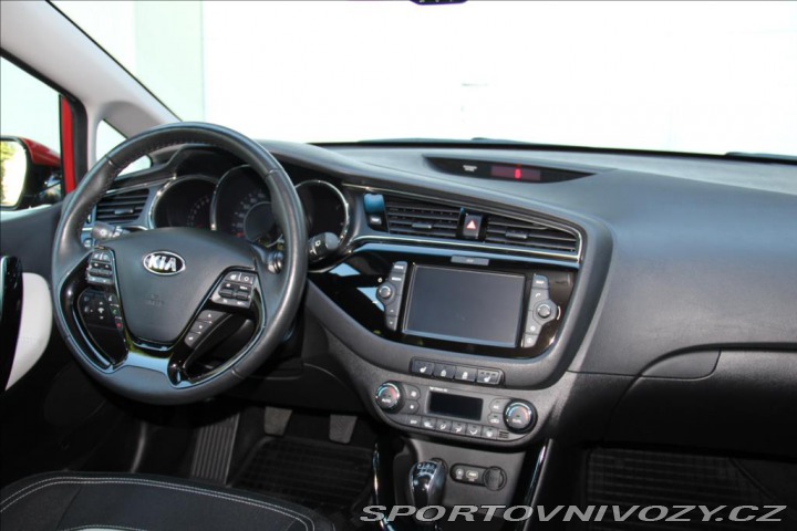 Kia Ostatní modely Ceed 1,6 GDI 135PS Top 2017