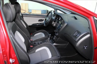 Kia Ostatní modely Ceed 1,6 GDI 135PS  Top 2017