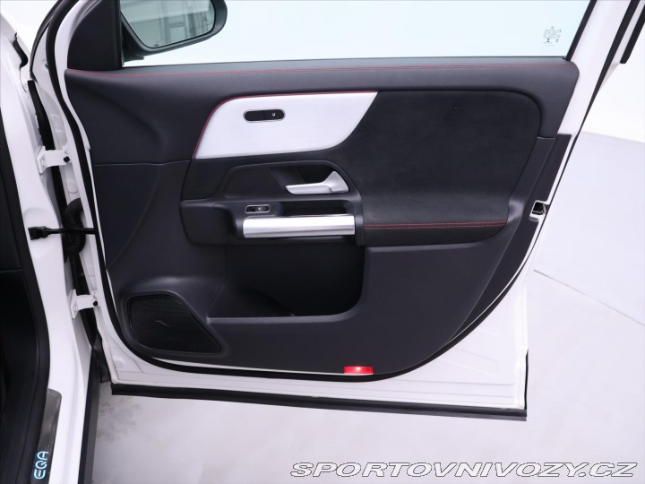 Mercedes-Benz Ostatní modely EQA 250 150kW AMG Kamera Navi 2021