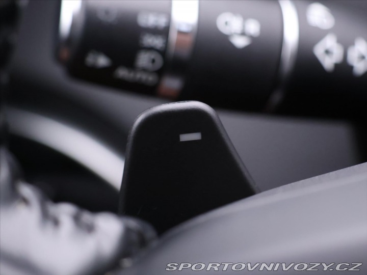 Jaguar XE 2,0 D 120kW Automat Navi. 2015