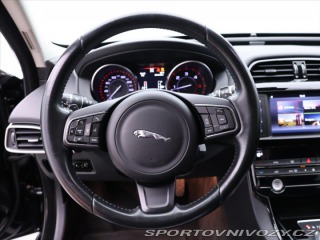 Jaguar XE 2,0 D 120kW Automat Navi. 2015