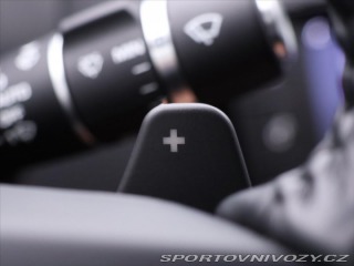 Jaguar XE 2,0 D 120kW Automat Navi. 2015