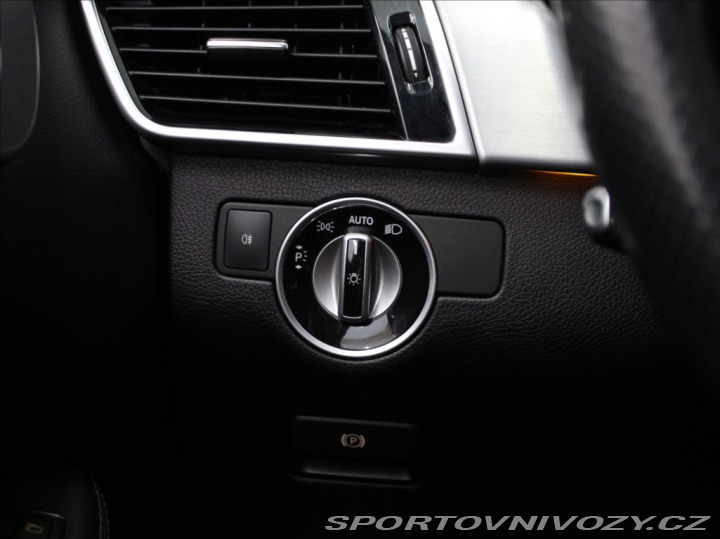 Mercedes-Benz Ostatní modely GLE 3,0 350CDi AMG Vzduch Taž 2016