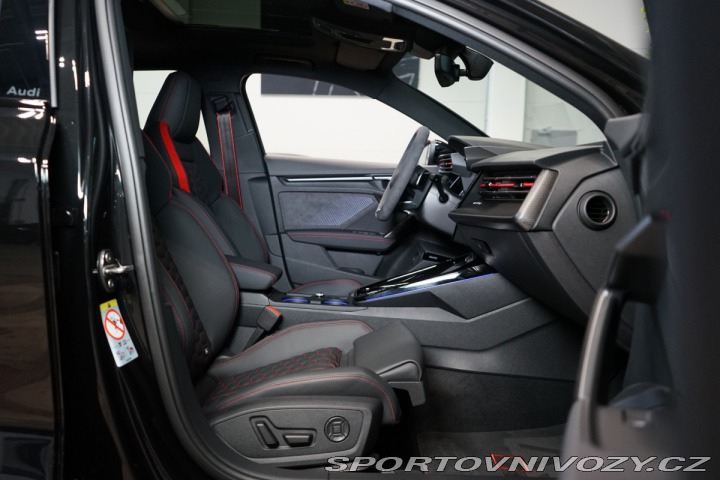 Audi RS3 SPORTBACK*SONOS*360*MATRI 2025