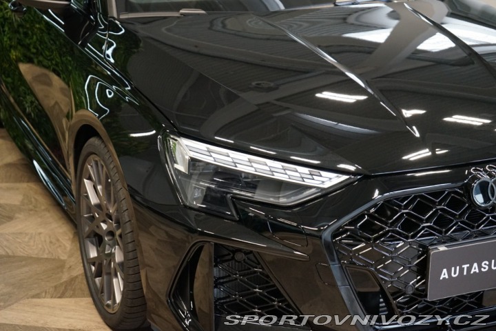 Audi RS3 SPORTBACK*SONOS*360*MATRI 2025
