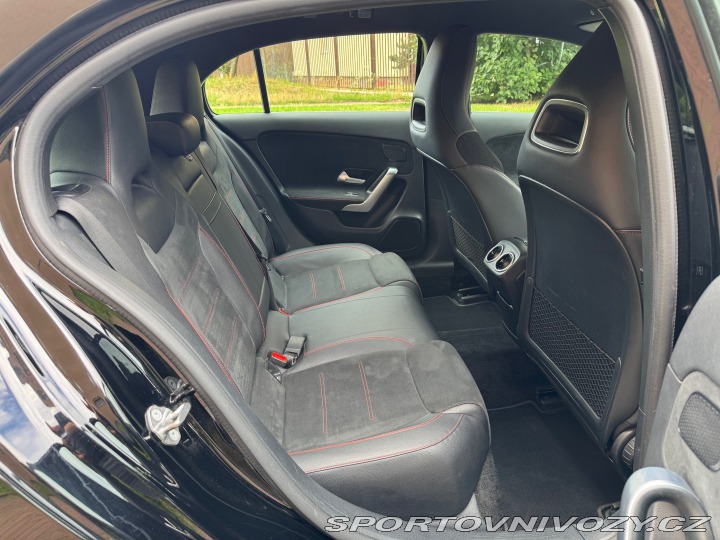 Mercedes-Benz A AMG 200 2019