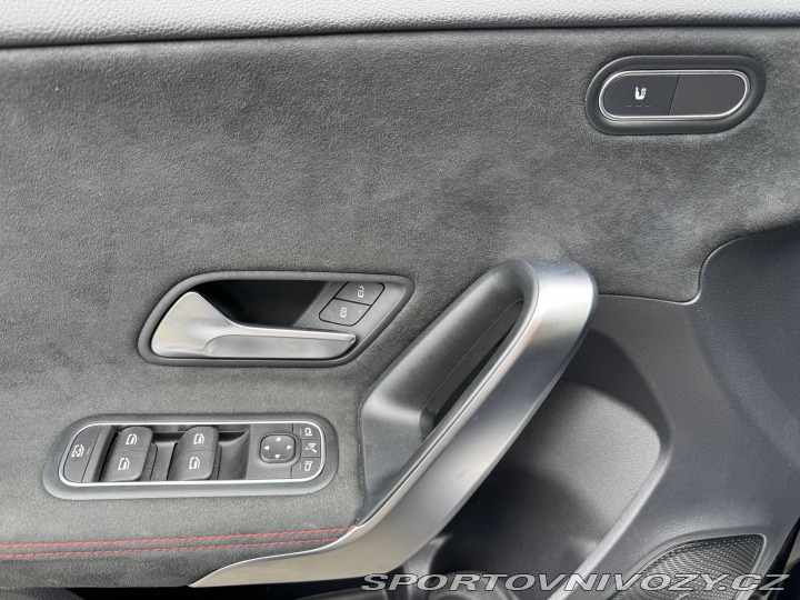 Mercedes-Benz A AMG 200 2019