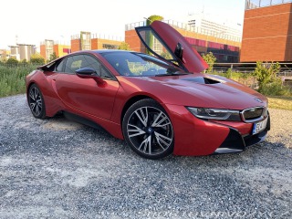 BMW i8 