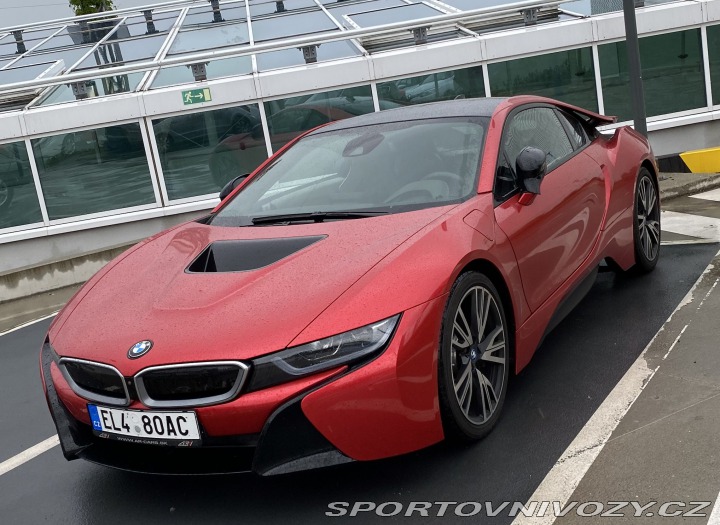 BMW i8  2019