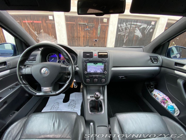 Volkswagen Golf R32 5door manuál Lpg 2007