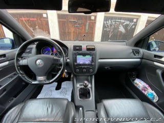 Volkswagen Golf R32 5door manuál Lpg 2007