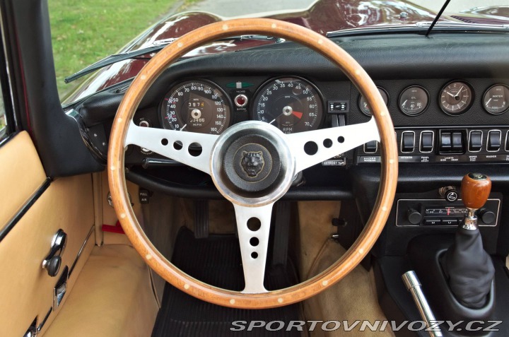 Jaguar E-Type V12 1973
