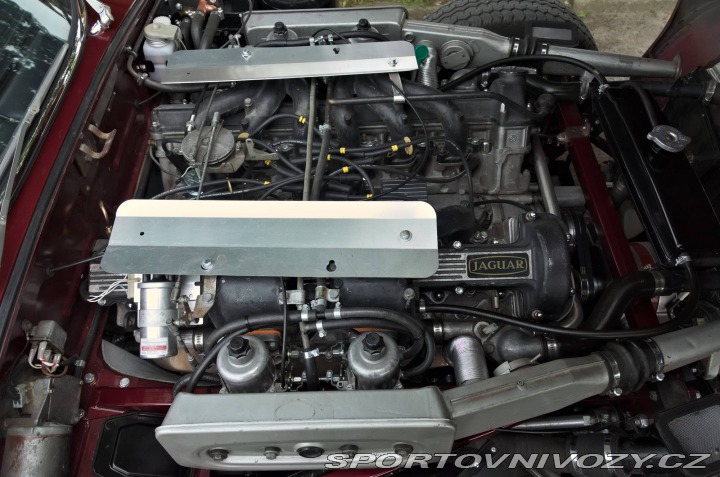 Jaguar E-Type V12 1973