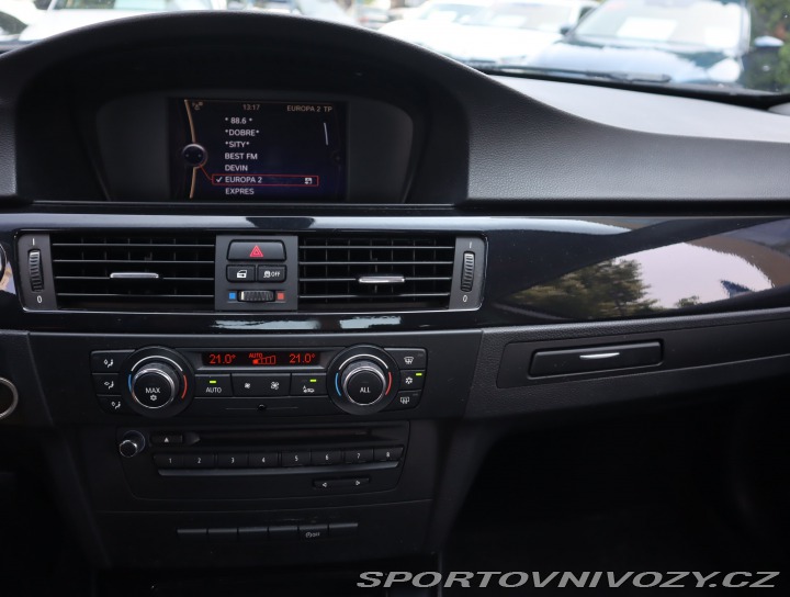 BMW 3 320 d 2011