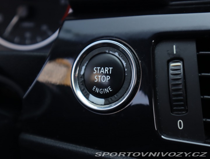 BMW 3 320 d 2011