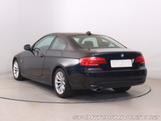 BMW 3 320 d 2011