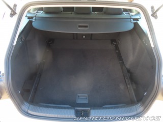 Volkswagen Golf 2.0 TSI 2023