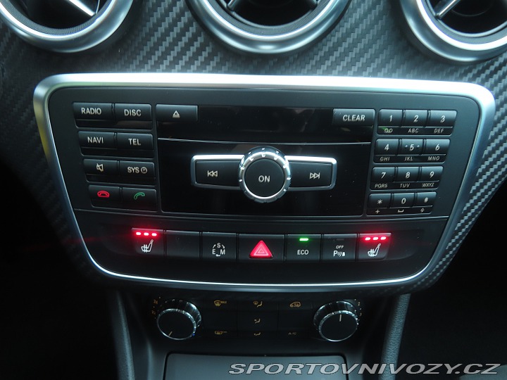 Mercedes-Benz A AMG Line A 180 2015
