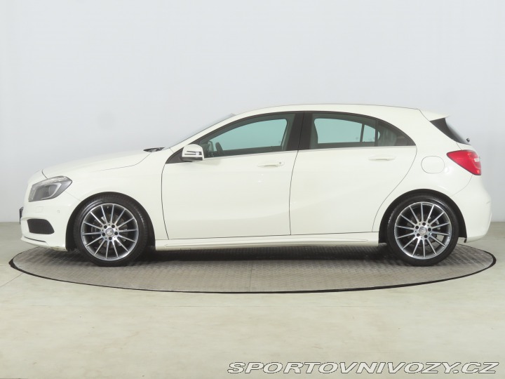 Mercedes-Benz A AMG Line A 180 2015