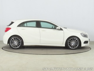 Mercedes-Benz A AMG Line A 180 2015