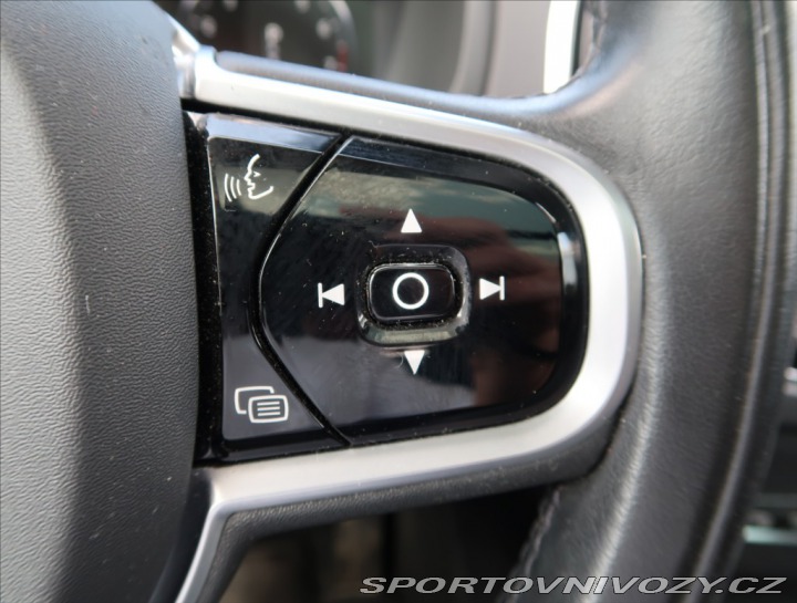 Volvo Ostatní modely XC90 2,0 T6 AWD AUT INSCRIPTIO 2020