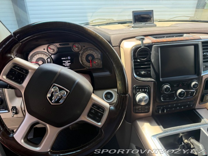 Dodge Ostatní modely RAM 5,7 HEMI LONGHORN odpoč 2013