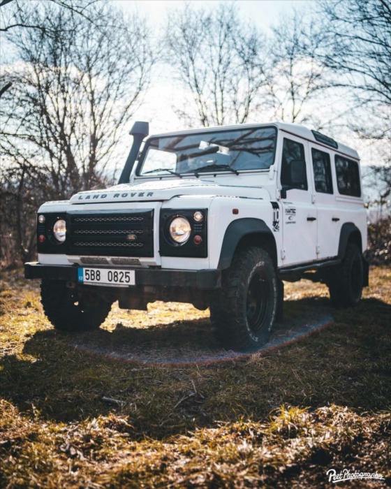 Ostatní značky Ostatní modely Land Rover Defender 2,4