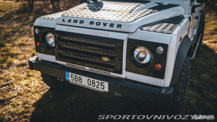 Ostatní značky Ostatní modely Land Rover Defender 2,4 2011