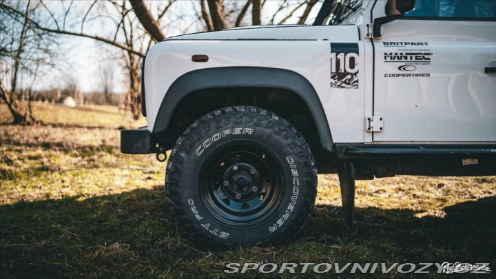Ostatní značky Ostatní modely Land Rover Defender 2,4 2011
