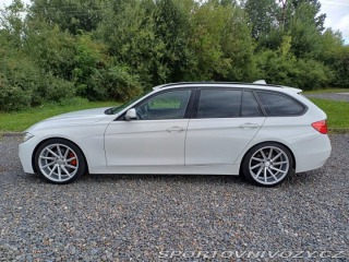 BMW 3 2,5 160 kW manuál, zado 2014