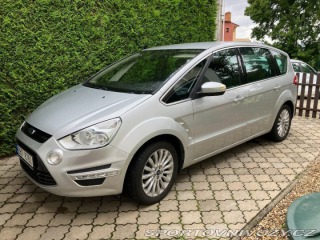 Ford Ostatní modely S-MAX 2,2 TOP stav 2012