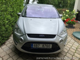 Ford Ostatní modely S-MAX 2,2 TOP stav 2012