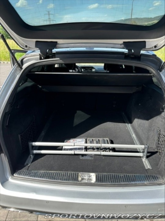Mercedes-Benz E 3,0   BlueTEC 4MATIC W212 1800