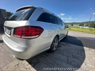 Mercedes-Benz E 3,0   BlueTEC 4MATIC W212 1800