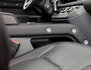 Ostatní značky Ostatní modely Land Rover Defender  P400e X-Dynamic HSE Urba 2023