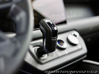 Ostatní značky Ostatní modely Land Rover Defender  P400e X-Dynamic HSE Urba 2023