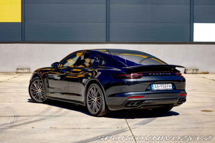 Porsche Panamera Turbo 4x4 A/T 2017