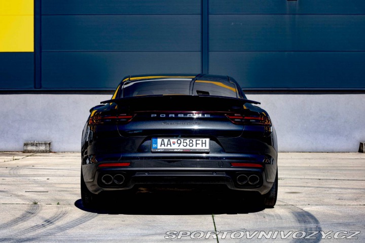 Porsche Panamera Turbo 4x4 A/T 2017