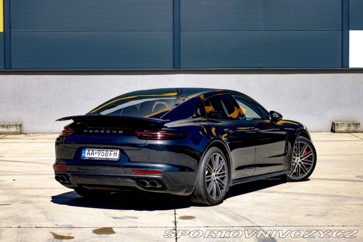 Porsche Panamera Turbo 4x4 A/T 2017