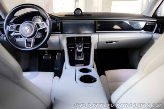 Porsche Panamera Turbo 4x4 A/T 2017